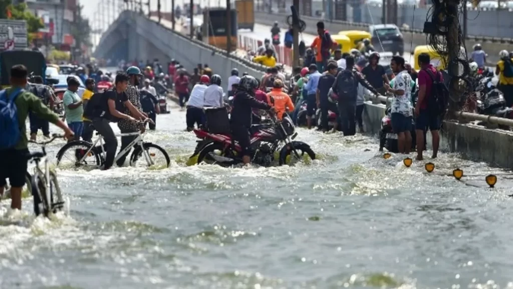 Heavy rains in Bengaluru: Residential areas are submerged