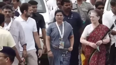 'Bharat Jodo Yatra' : Sonia Gandhi walked with Rahul